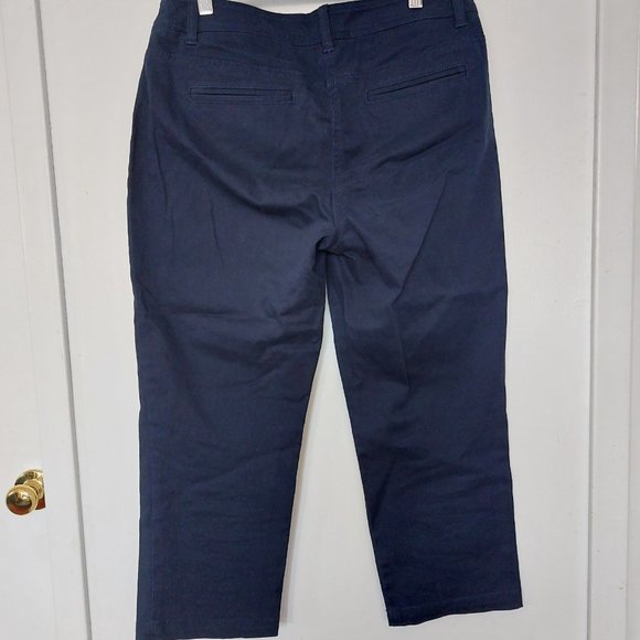 Jones New York cotton capris size 4 - Picture 2 of 4